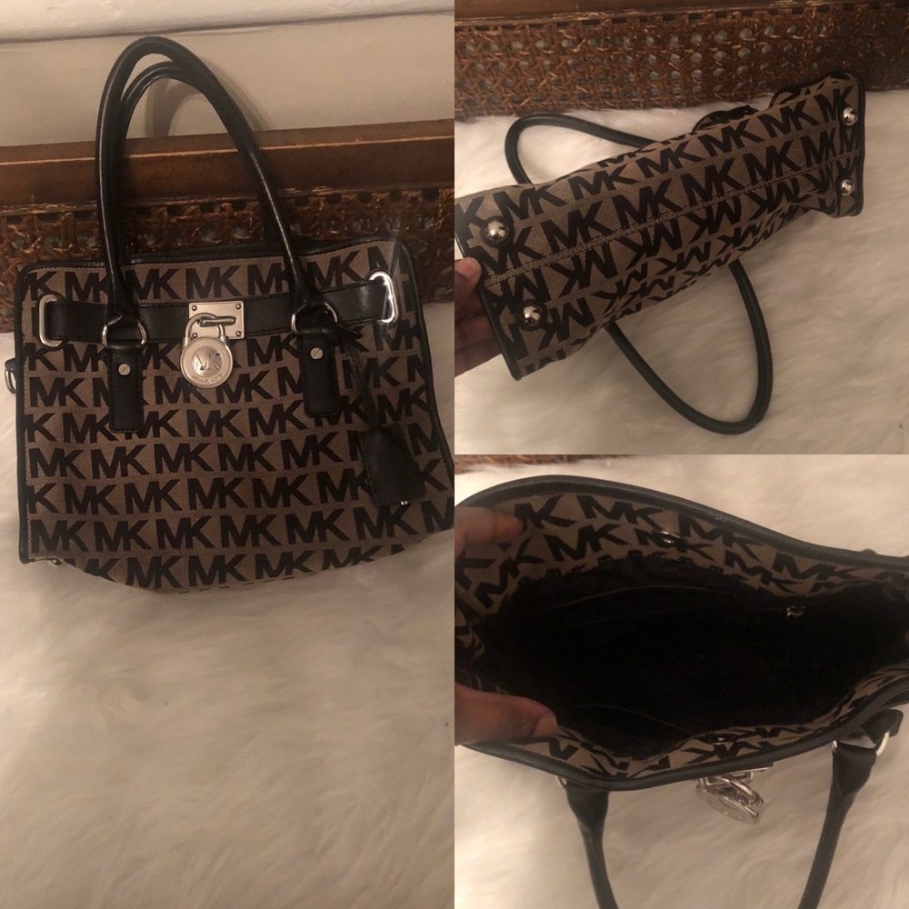Michael Kors vantage monogram hand bag